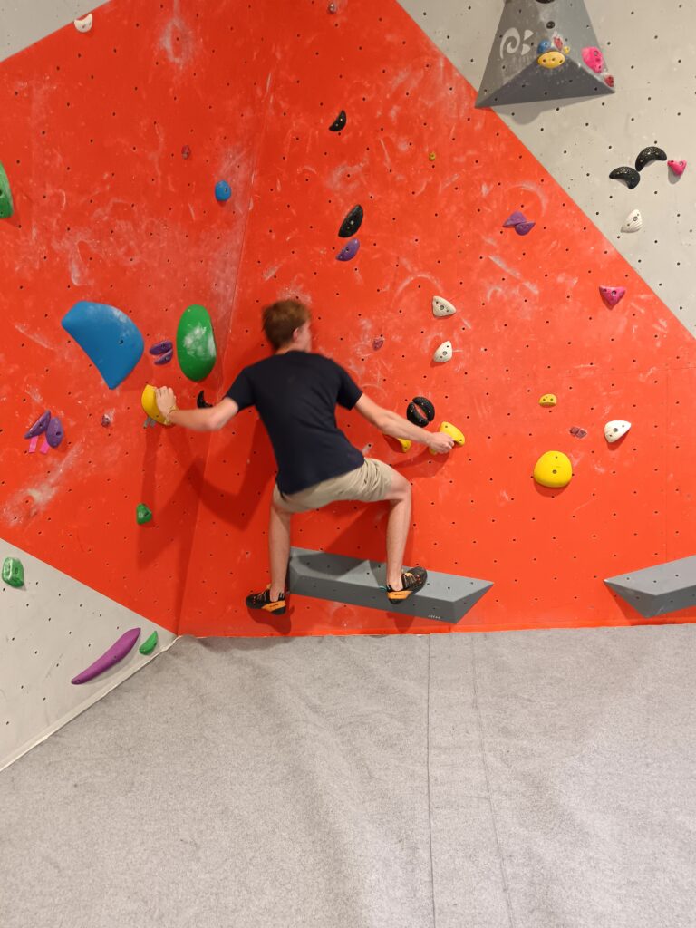 Montpellier-nord-salle-escalade-angle
