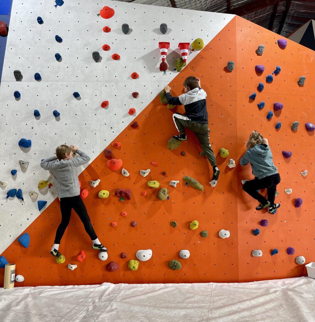 Salle-escalade-Lyon-Craponne-enfants
