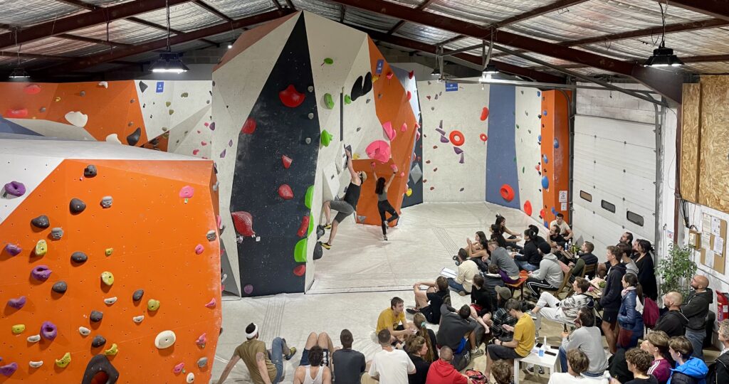 Salle-escalade-Lyon-Craponne-large