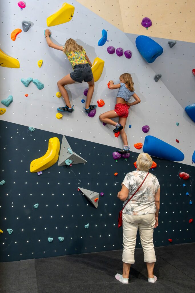 Salle-escalade-saint-brevin-kids-2